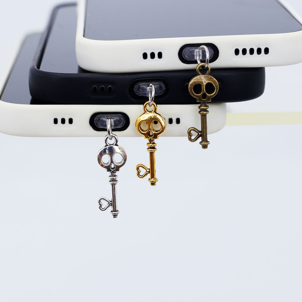 Phone Accessories For Boys - 휴대폰 먼지 방지 플러그 펜던트 귀여운