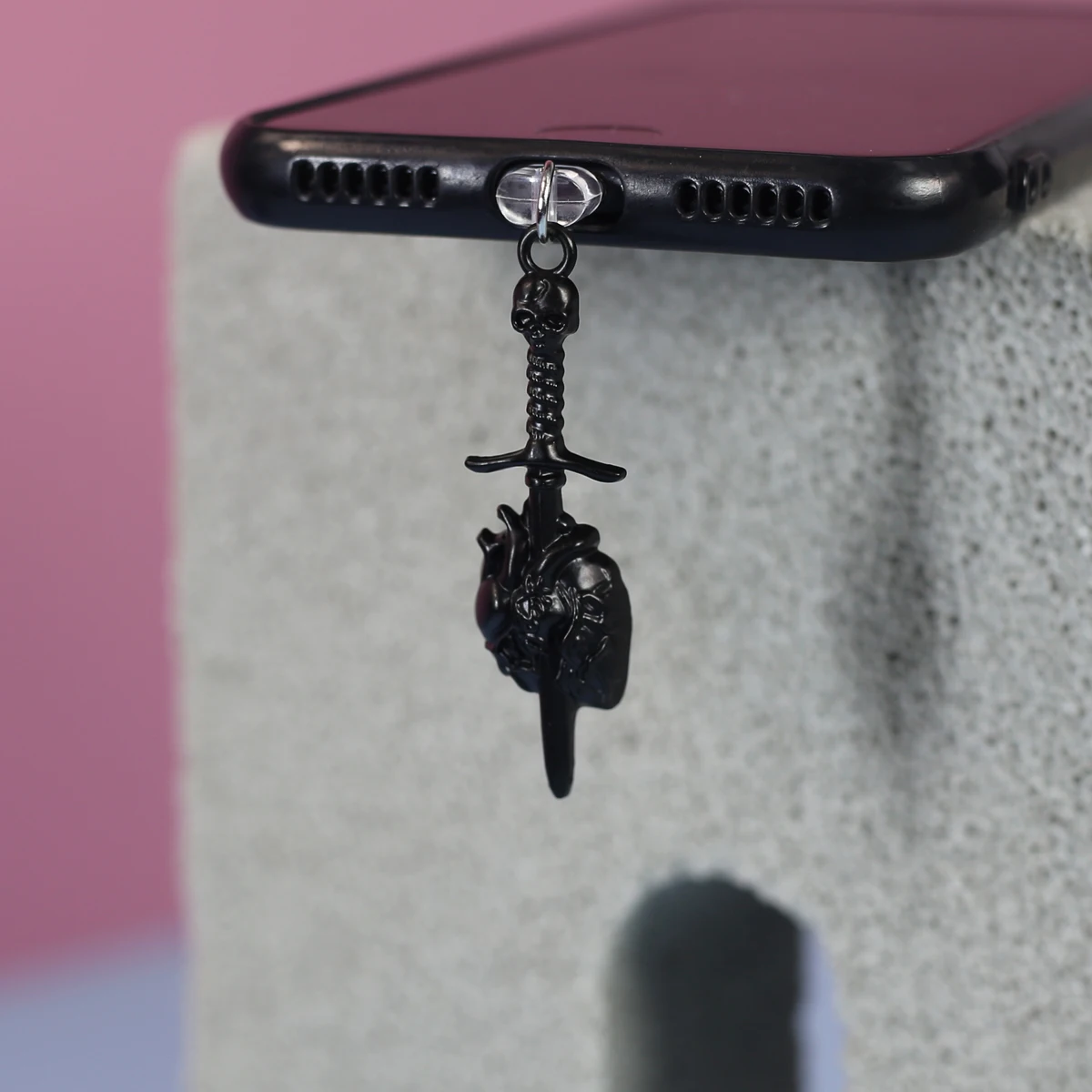 멋진 3D 악마 해골 검 심장 피어싱 모양 휴대폰 먼지 - Phone Accessories For Boys 리뷰 및 가격